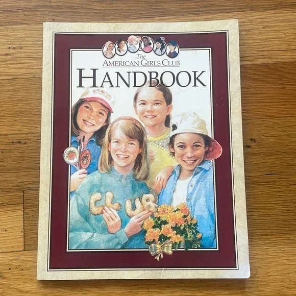 American Girl doll American Girls Club Handbook - Picture 1 of 8